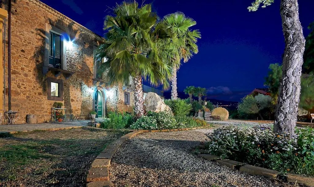 Séjour à la ferme Villa Agriturismo Conte Ruggero à Centuripe